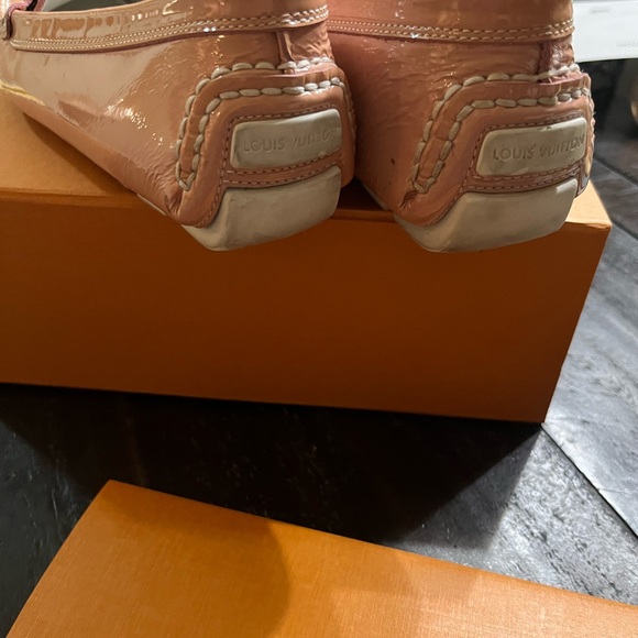 Louis Vuitton Flat Driving Shoes Patent Pink Leather - Picture 2 of 8